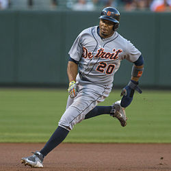 a picture of a tigers player